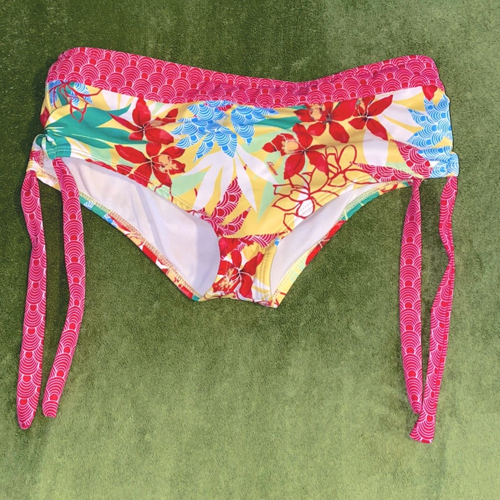 Guess Floral Print Boy Short Hipster Bikini Bottom